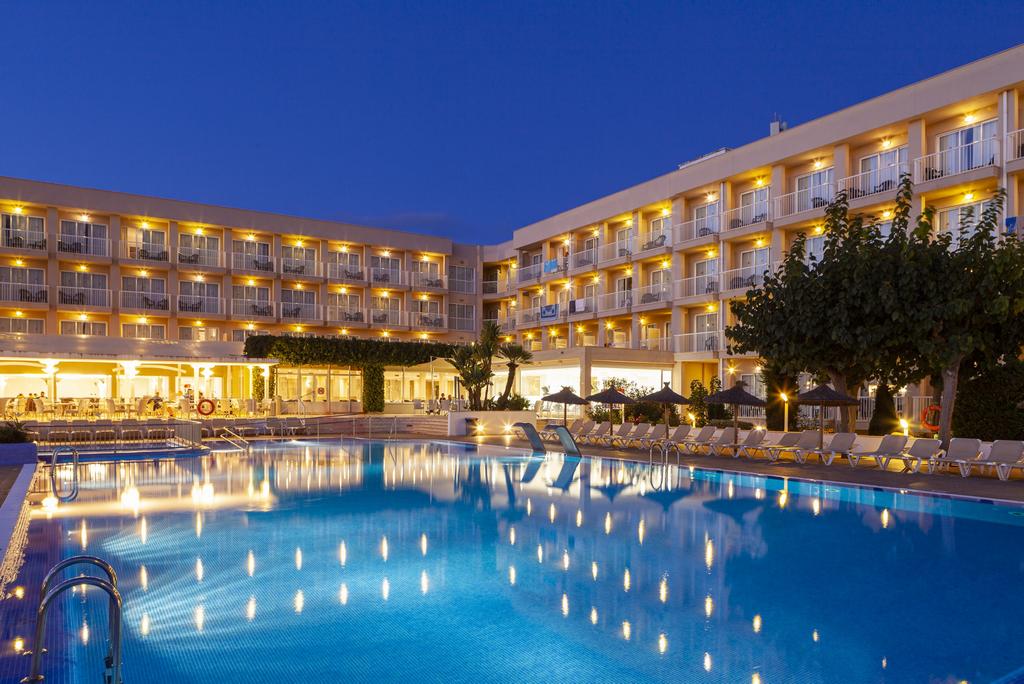 Hôtel Sur Menorca Suites & WaterPark 4*